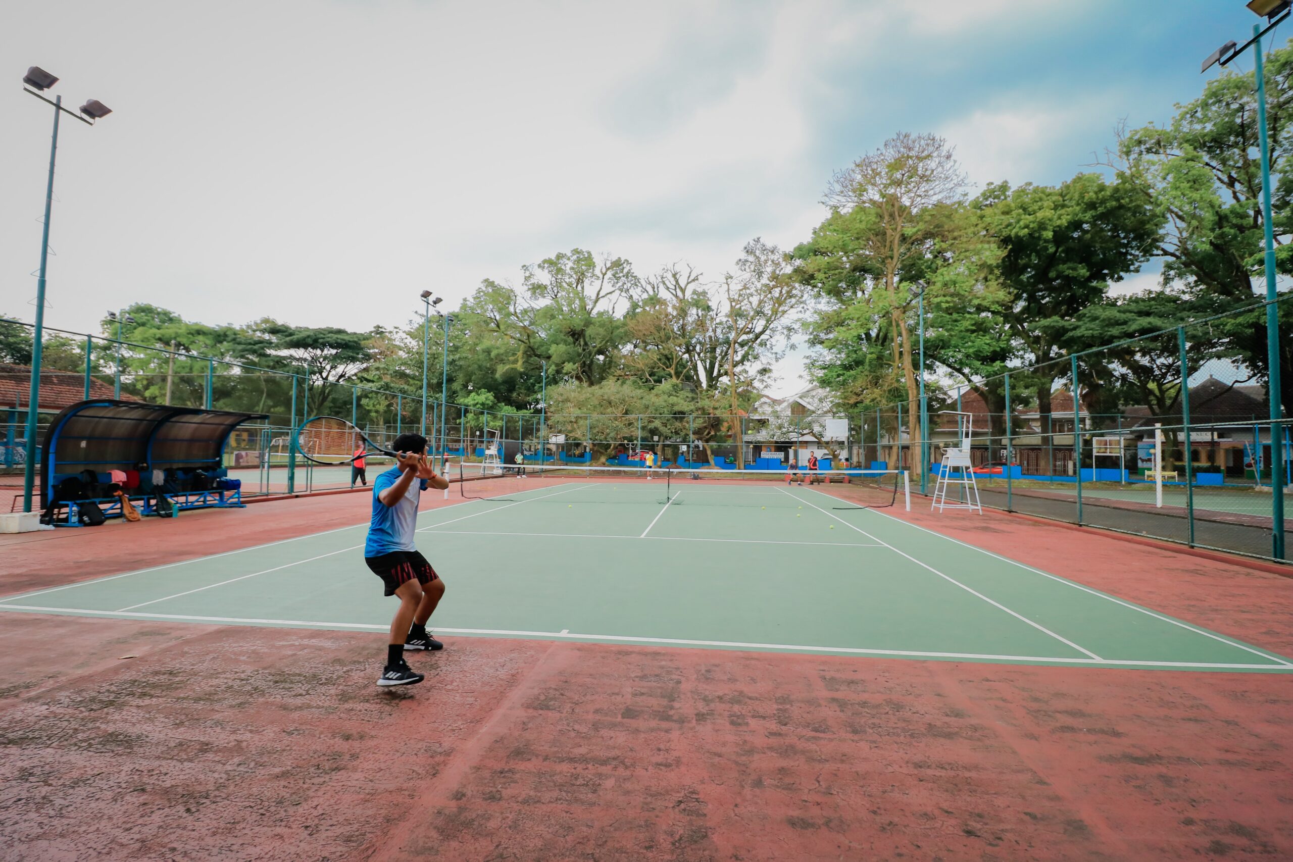 9 Super Tennis Lob Shot Drills for Kids